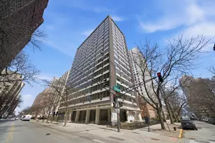 360 W Wellington Ave, Chicago, IL 60657 - Photo 1