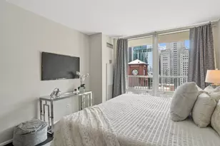 345 N La Salle Dr, Chicago, IL 60654 - Photo 11