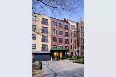 512 W Barry Avenue #205, Chicago, IL 60657 - Photo 1