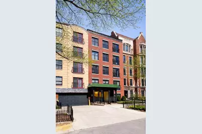 512 W Barry Avenue #205, Chicago, IL 60657 - Photo 1