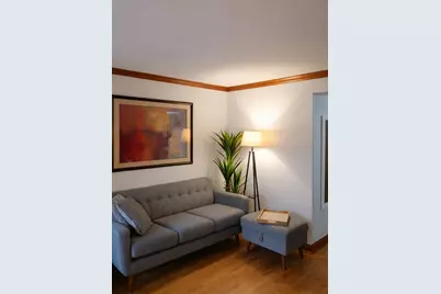 512 W Barry Avenue #205, Chicago, IL 60657 - Photo 9