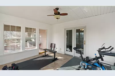 28147 217th Street, Le Claire, IA 52753 - Photo 9