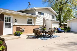 103 Willow St, Park Forest, IL 60466 - Photo 17