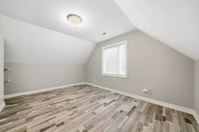 8839 S Colfax Avenue, Chicago, IL 60617 - Photo 21