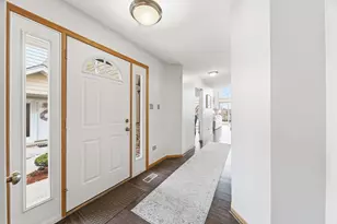 19416 Cranfield Ln, Tinley Park, IL 60487 - Photo 3