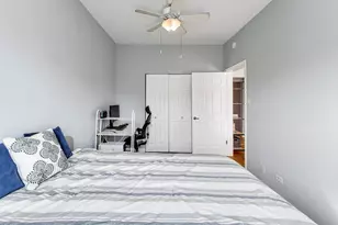 1228 W Sunnyside Ave, Chicago, IL 60640 - Photo 9