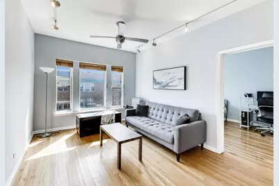 1228 W Sunnyside Avenue #3W, Chicago, IL 60640 - Photo 3