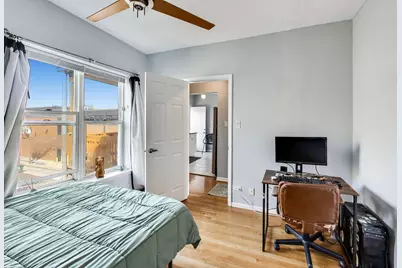 1228 W Sunnyside Avenue #3W, Chicago, IL 60640 - Photo 11