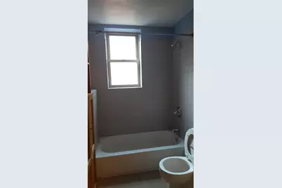 1657 W Pratt Boulevard #2B, Chicago, IL 60626 - Photo 7