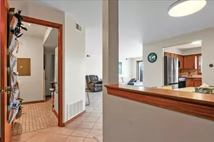 10985 S 84th Ave, Palos Hills, IL 60465 - Photo 15