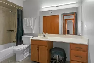 10985 S 84th Ave, Palos Hills, IL 60465 - Photo 21