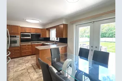 1402 Berry Lane, Flossmoor, IL 60422 - Photo 5