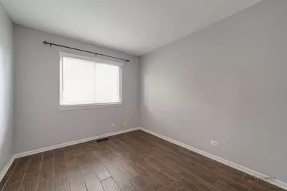 864 Fox Chase Drive, Round Lake Beach, IL 60073 - Photo 19