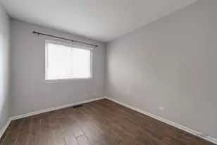 864 Fox Chase Dr, Round Lake Beach, IL 60073 - Photo 19