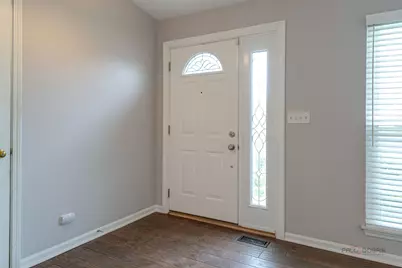 864 Fox Chase Drive, Round Lake Beach, IL 60073 - Photo 5