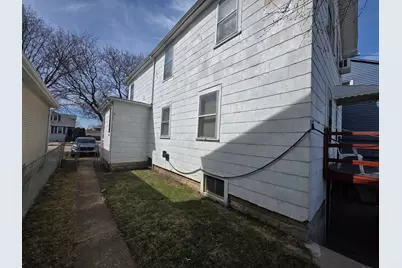 2531 N 75th Avenue, Elmwood Park, IL 60707 - Photo 3