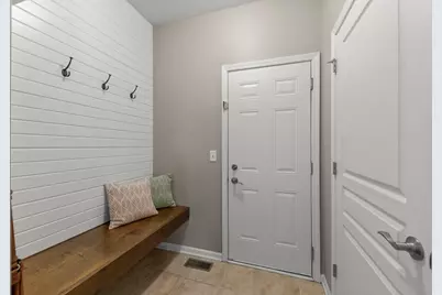 2233 Olive Lane, Yorkville, IL 60560 - Photo 11