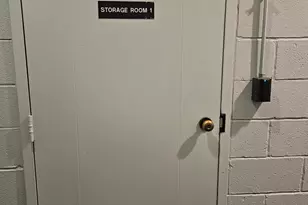 3900 N Lake Shore Dr, Chicago, IL 60613 - Photo 37