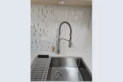 3900 N Lake Shore Drive #9D, Chicago, IL 60613 - Photo 11