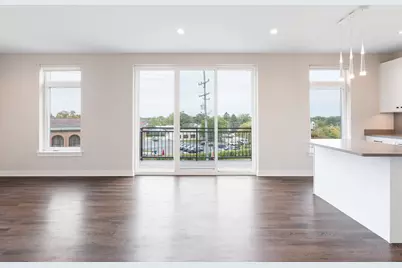 440 Green Bay Road #605, Highwood, IL 60040 - Photo 3