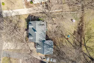 413 Grant St, Normal, IL 61761 - Photo 35