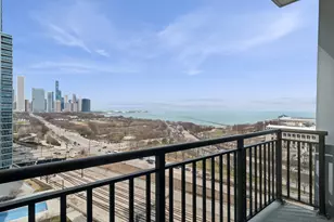 233 E 13th St, Chicago, IL 60605 - Photo 19