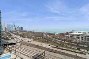 233 E 13th St, Chicago, IL 60605 - Photo 21