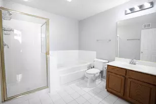 1084 Park Hill Cir, Aurora, IL 60502 - Photo 15