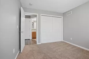 910 Gerike Way, Bloomington, IL 61704 - Photo 13