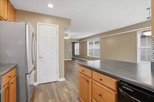 910 Gerike Way, Bloomington, IL 61704 - Photo 11