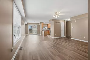 910 Gerike Way, Bloomington, IL 61704 - Photo 7