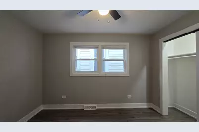 237 W 117th Street, Chicago, IL 60628 - Photo 13