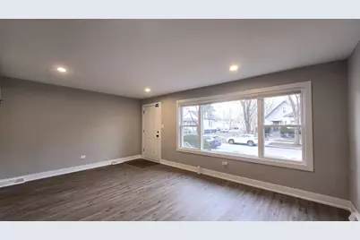 237 W 117th Street, Chicago, IL 60628 - Photo 3