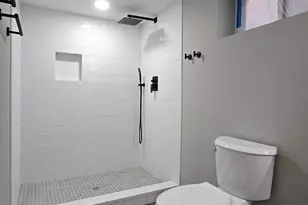 237 W 117th St, Chicago, IL 60628 - Photo 21