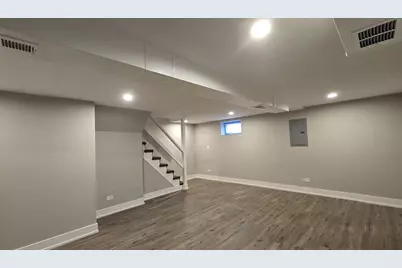 237 W 117th Street, Chicago, IL 60628 - Photo 17