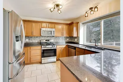 485 Topaz Lane, Bartlett, IL 60103 - Photo 9