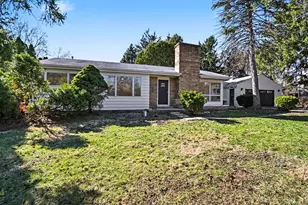 2018 N West St, Wheaton, IL 60187 - Photo 33