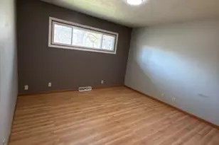 2107 Lucille St, Rockford, IL 61104 - Photo 11