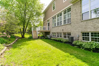 146 Colonial Drive, Vernon Hills, IL 60061 - Photo 39