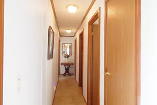 709 Hillcrest Ln, Crystal Lake, IL 60014 - Photo 7