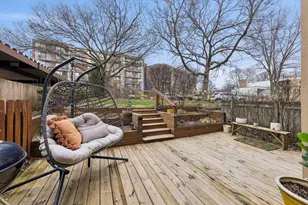 20 Oak Tree Ct, Elmhurst, IL 60126 - Photo 17