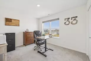 602 Apple Valley Rd, Harvard, IL 60033 - Photo 11