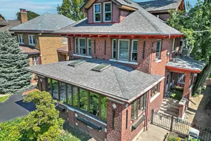 10127 S Hoyne Ave, Chicago, IL 60643 - Photo 7