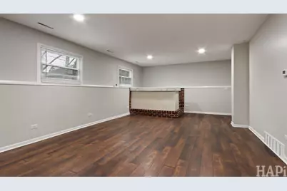 38132 N Manor Avenue, Beach Park, IL 60087 - Photo 15