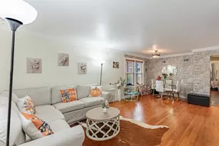 1038 Superior St, Oak Park, IL 60302 - Photo 3