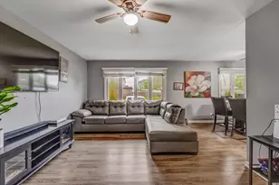 2816 E 127th St, Chicago, IL 60633 - Photo 3