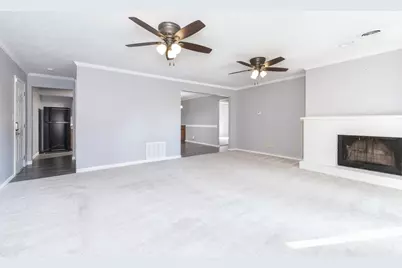 1111 E Jefferson Street #1, Bloomington, IL 61701 - Photo 9