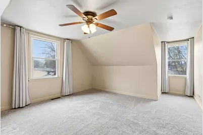 22 S Westlawn Avenue, Aurora, IL 60506 - Photo 17