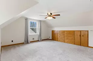 22 S Westlawn Ave, Aurora, IL 60506 - Photo 13