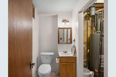 5644 Appomattox Road, Davenport, IA 52806 - Photo 31